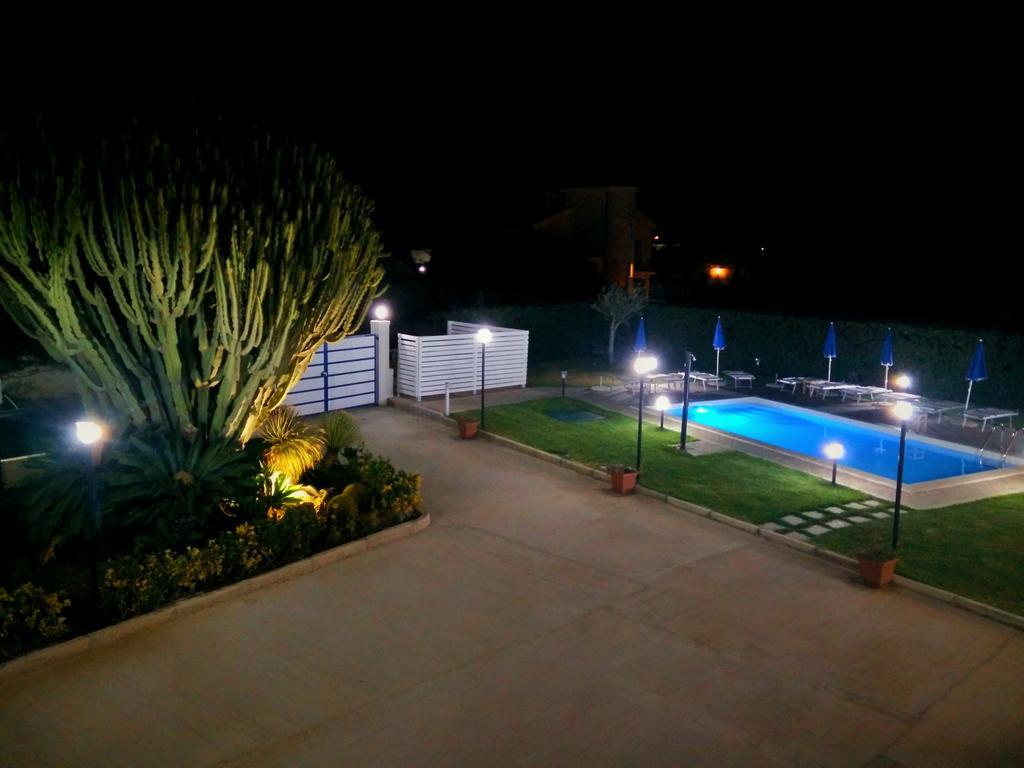 Residence Villa Eva Сиракуза Екстериор снимка
